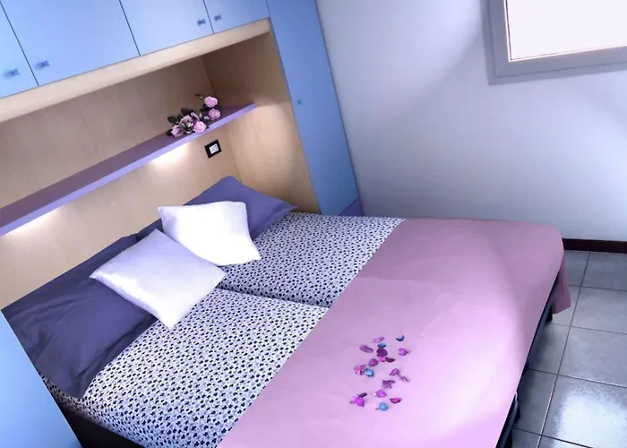 Modern With Pool-beahost شقة