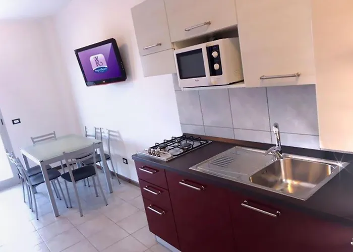 Apartment Modern With Pool-beahost *